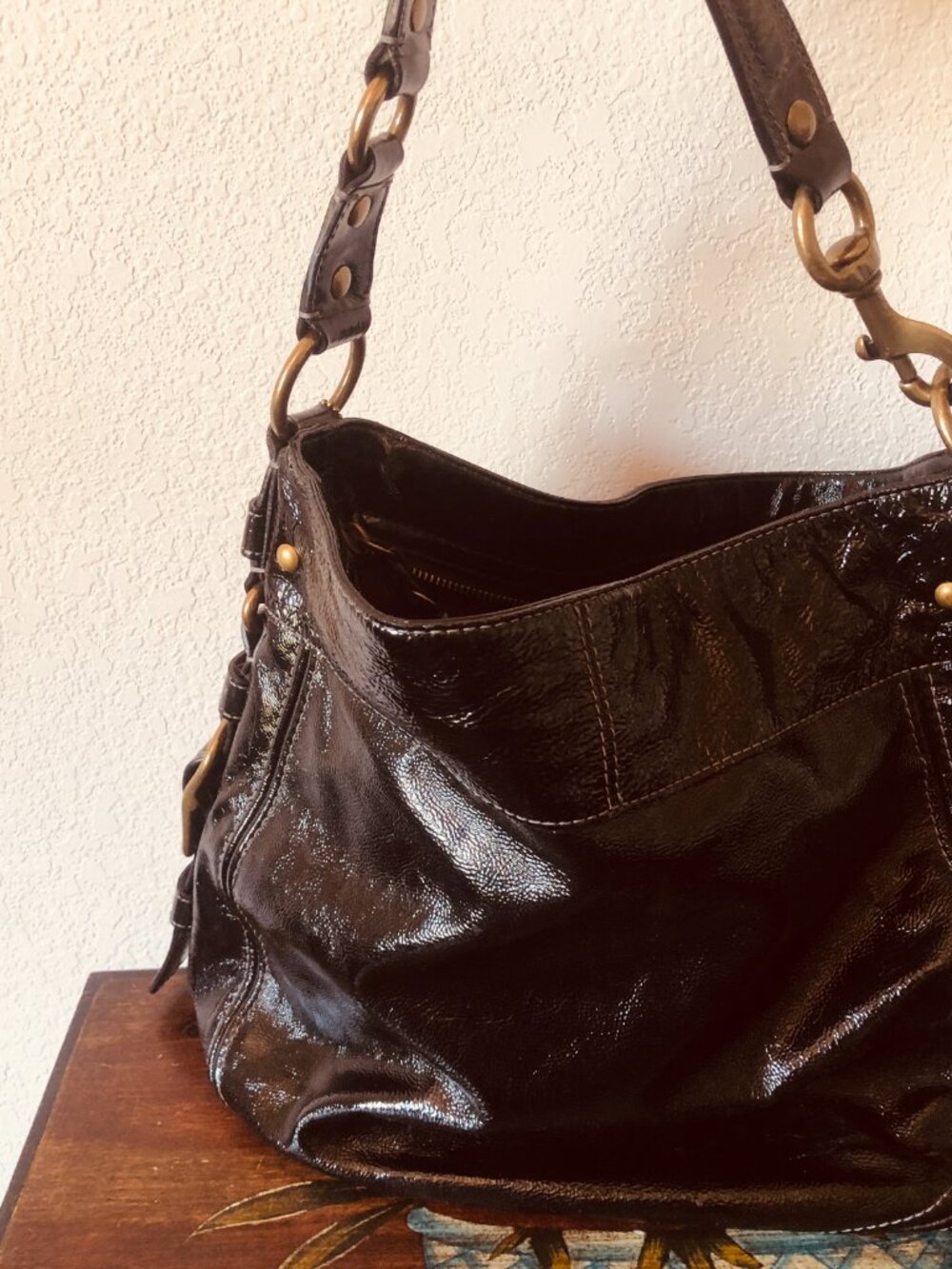 Coach Zoe Crinkled Patent Leather Hobo Bag Purple Interior 2008 Like New